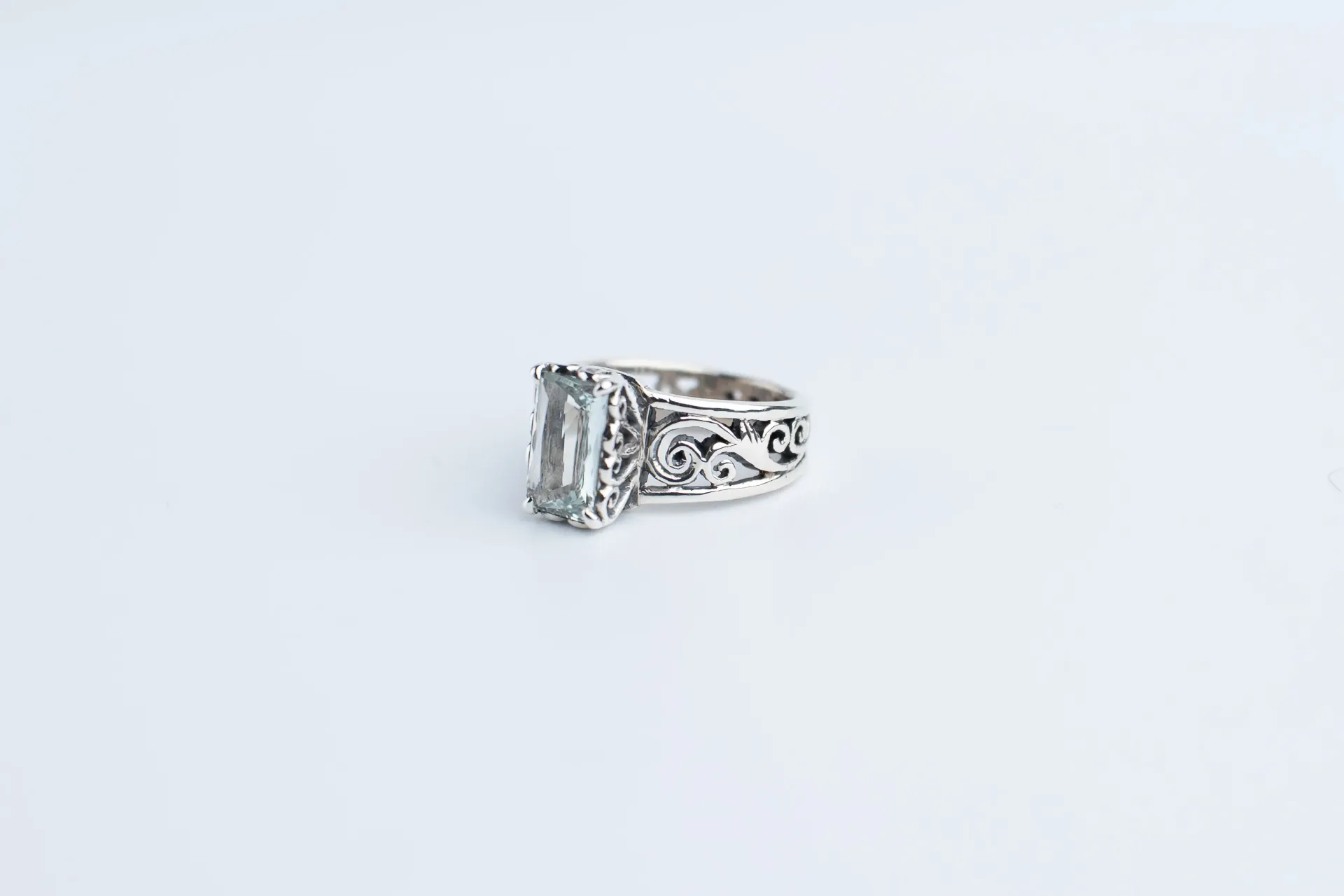 Aquamarine Vintage Ring, Handcrafted Jewelry, Intricate Scrollwork Design, Faceted Gemstone
