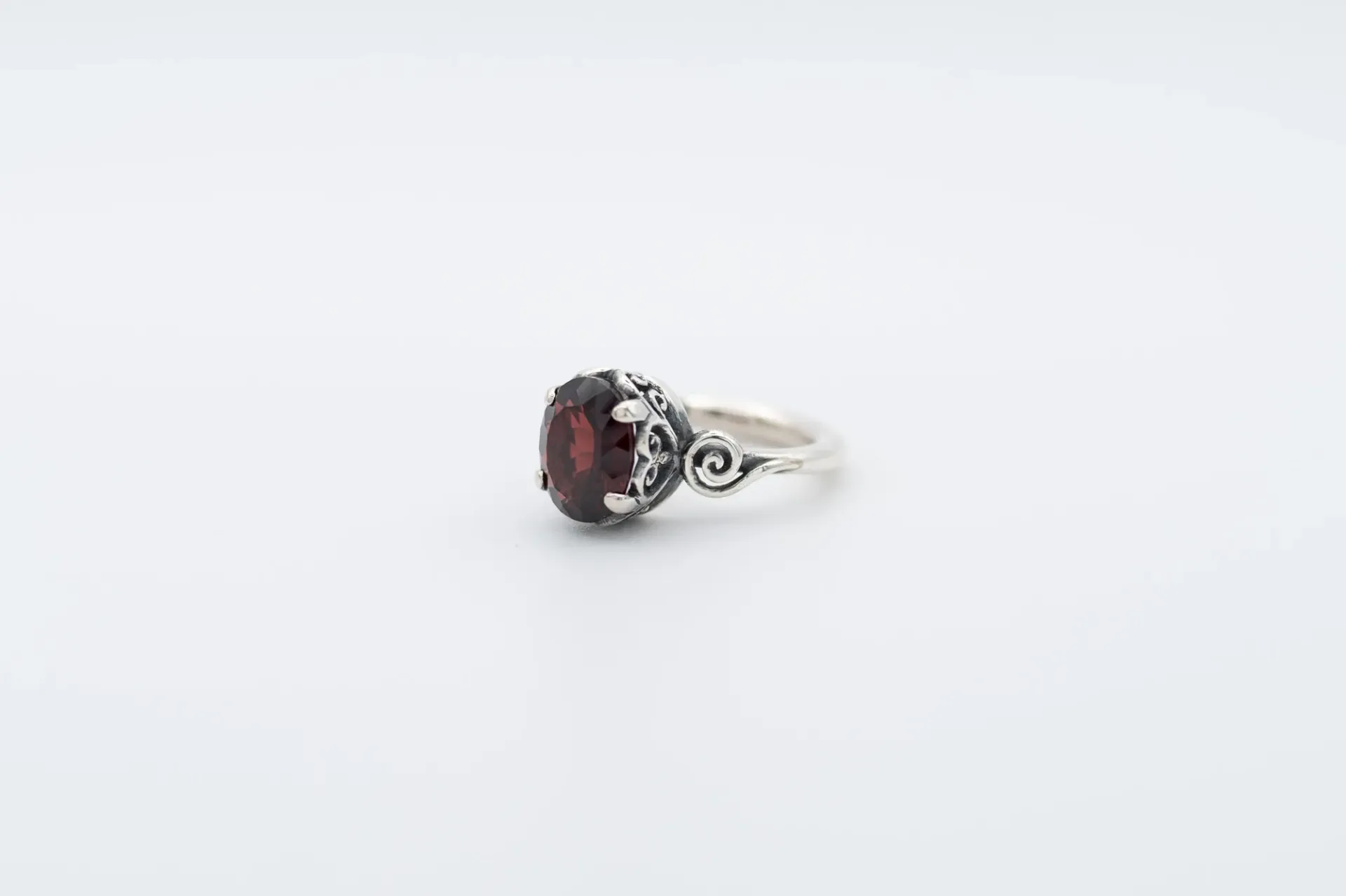 Garnet Silver Ring, Handcrafted Jewelry, Faceted Cut Garnet
