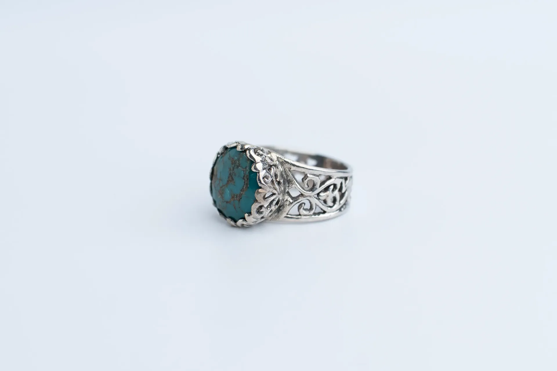 Turquoise Sterling Silver Ring,Handcrafted Jewelry, Delicate Scrollwork Design, Turquoise Gemstone